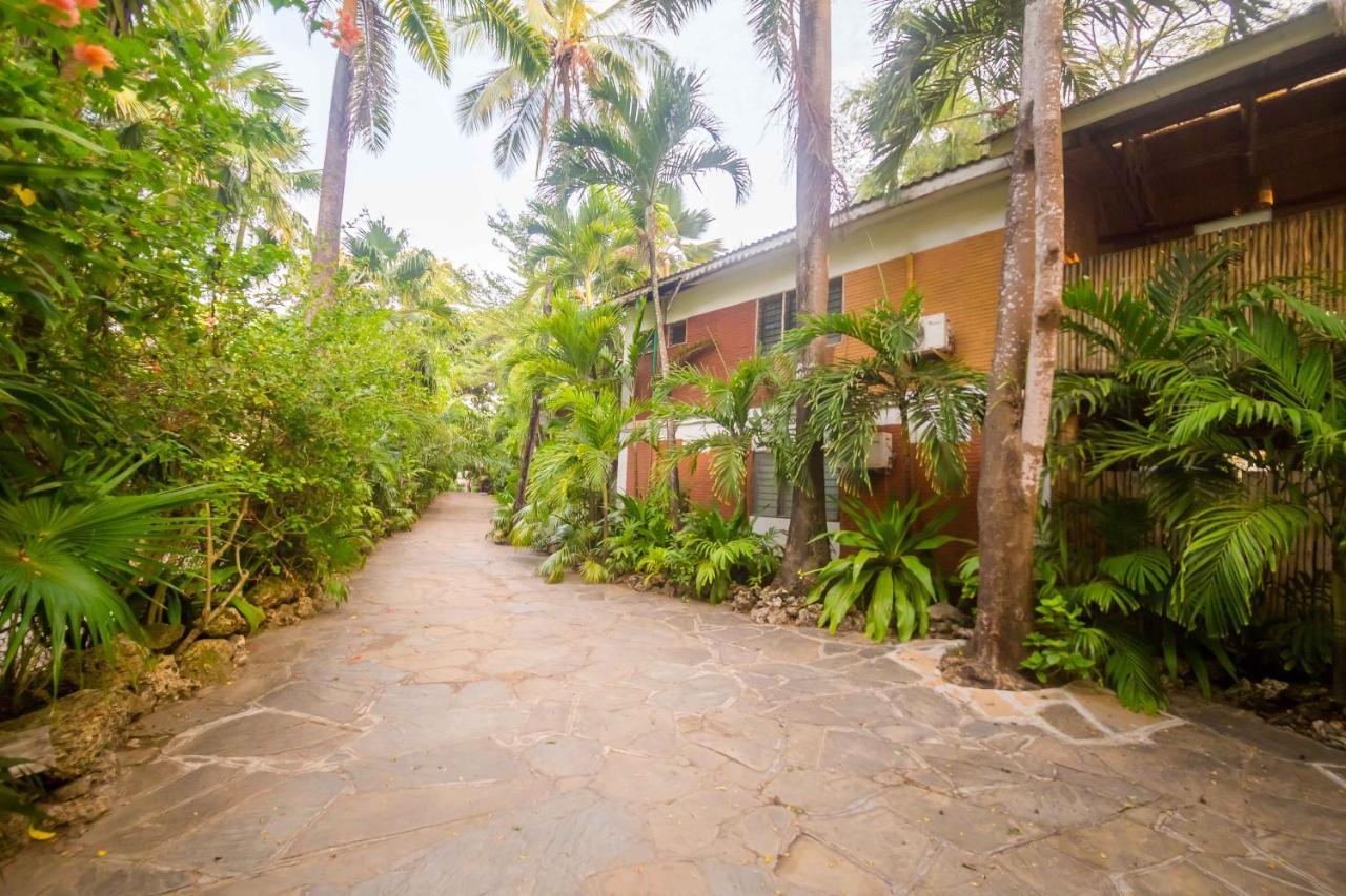 Ziwa Beach Resort Bamburi Exterior foto
